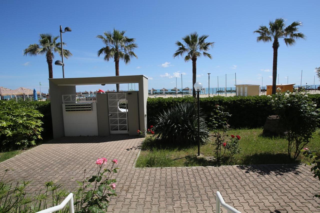 Residence Le Palme Montesilvano Marina المظهر الخارجي الصورة