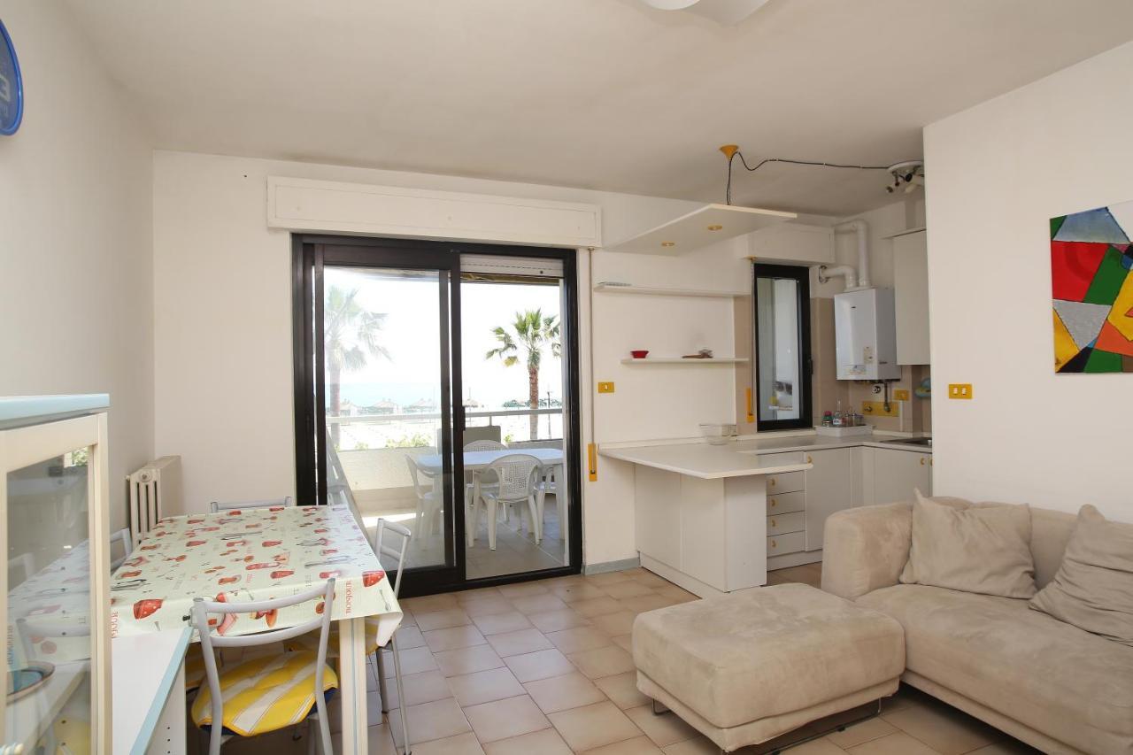 Residence Le Palme Montesilvano Marina المظهر الخارجي الصورة